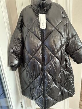 Zara Shiny Black Diamond-Quilted Oversized Puffer Coat xs-s